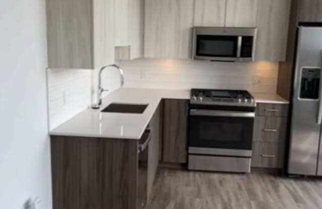 188 N Aberdeen photos photos