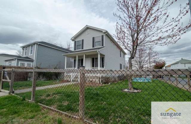 123 Center St photos photos