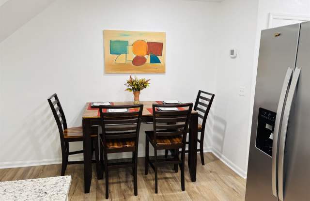 1252 High Road Gallery 3