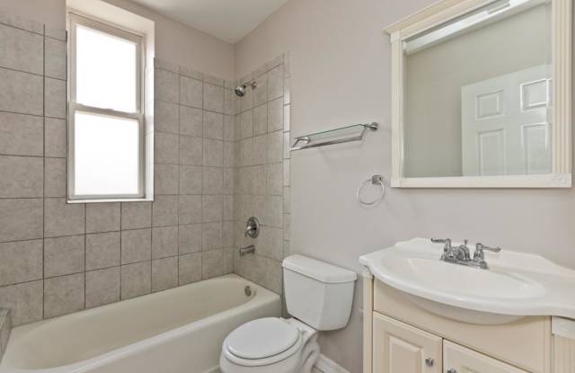 3217 W Altgeld photos photos