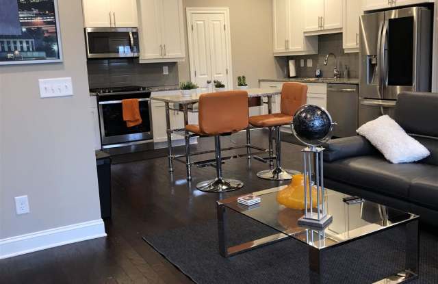 874 Westmoreland Cir Gallery 3