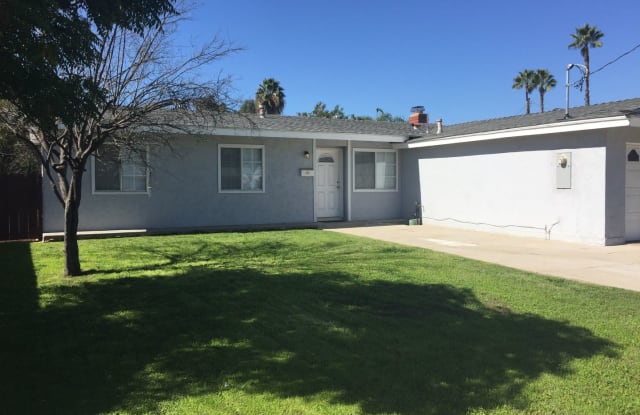 1103 N. Ivy - 1103 North Ivy Street, Escondido, CA 92026