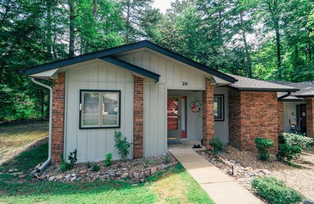 Move-in ready Townhome in a quiet neighborhood photos photos