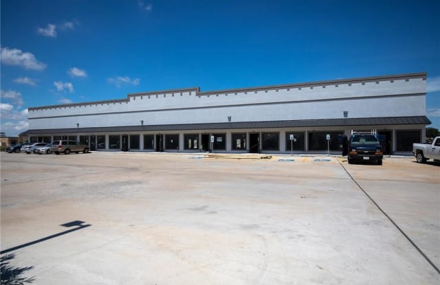 5802 Yorktown Blvd - 5802 Yorktown Blvd, Corpus Christi, TX 78414