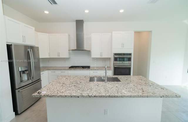 10725 Pacifica Way Gallery 3