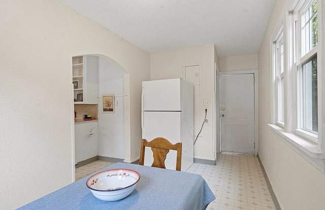 514 5th Street Northeast - 514 5th Street Northeast, Puyallup, WA 98372