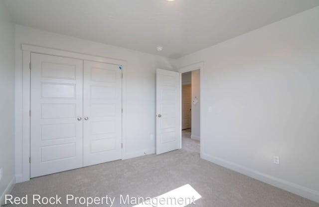 3159 E Sky Rim Way Gallery 3