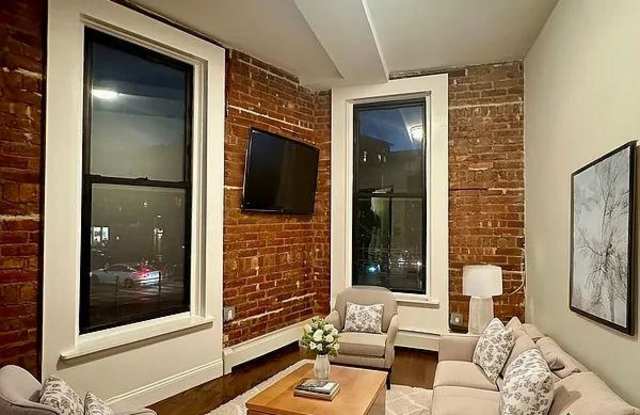 659 Washington Avenue - 659 Washington Avenue, Brooklyn, NY 11238