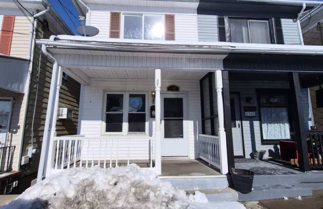 Newly Renovated 3BR Home – 2 Bathrooms – Spacious Layout photos photos