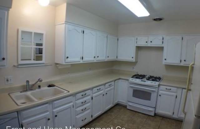 6204 Condon Ave. Gallery 4
