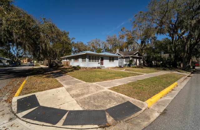 64 Fullerwood Dr Gallery 3
