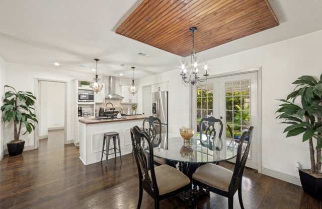 9526 MIDER DR Gallery 3