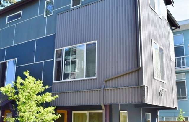 3Bd/2.25Ba Seattle Townhome Gallery 1