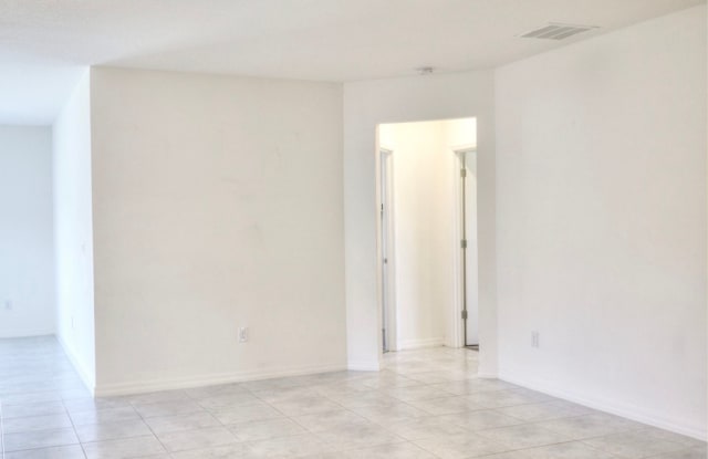 Beautiful 4-Bedroom, 2-Bath Home in Vero Lake Estates – A True Gem! Gallery 4