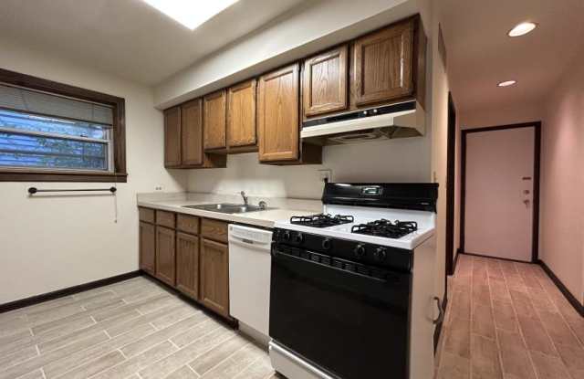 3146 North Southport photos photos