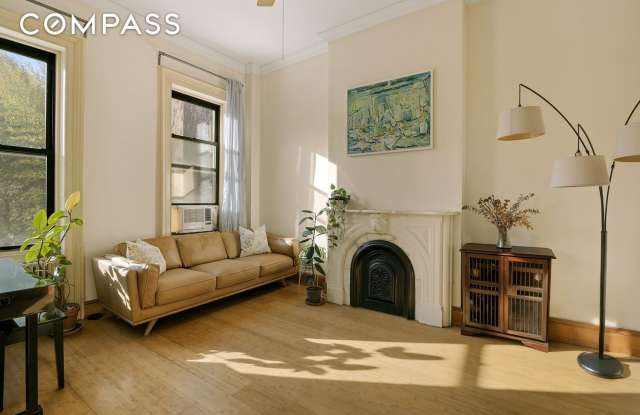 234 Madison Street photos photos