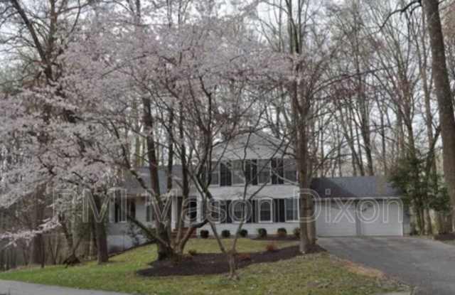 4035 Huckleberry Row photos photos