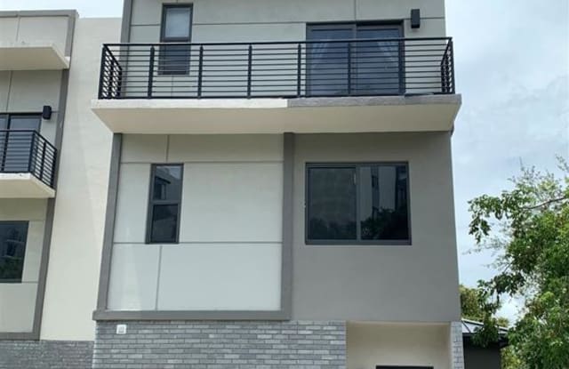 402 SE 1st Ct. - 402 Northeast 1st Street, Pompano Beach, FL 33060