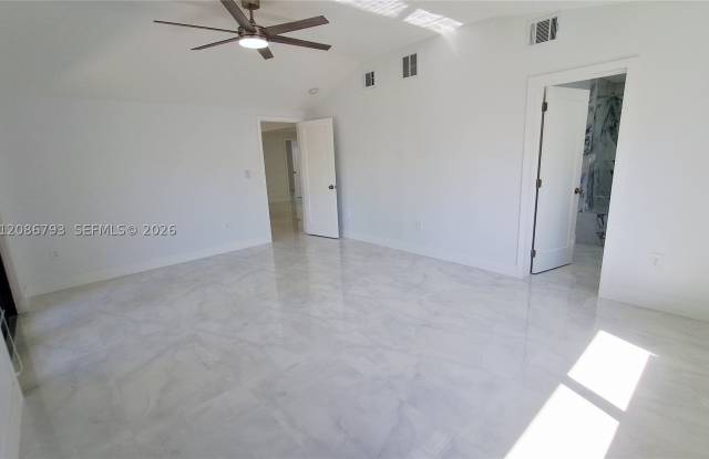 216 Shadow Way Gallery 4