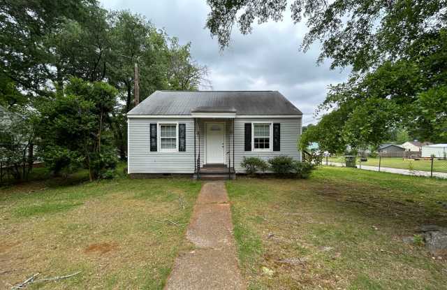 HOGANSVILLE- 106 Whaley St 3 Bed 2 Bath photos photos