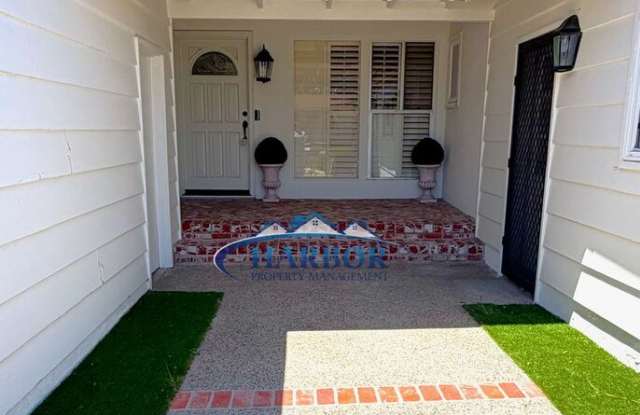 1630 Mira Costa Street Gallery 2