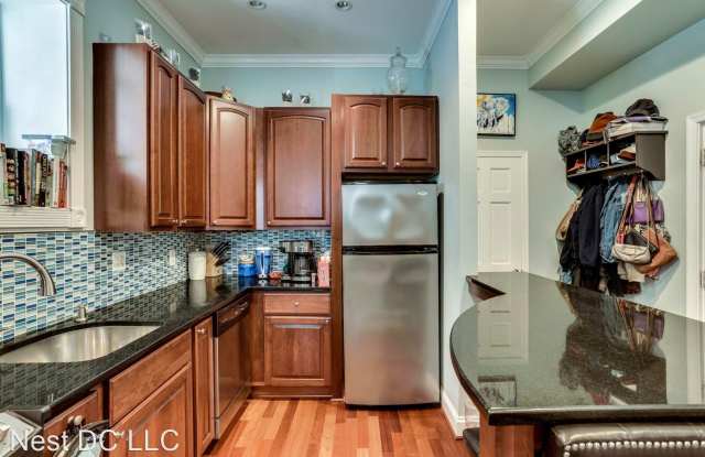 751 Fairmont St NW, Unit 2 Gallery 4