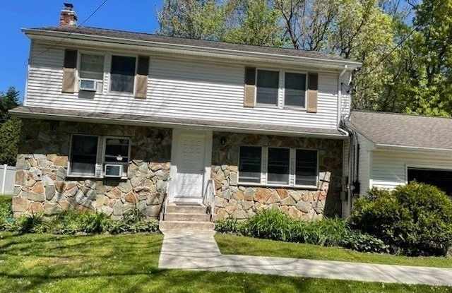 69 Pleasant Street - 69 Pleasant Street, Huntington Station, NY 11743