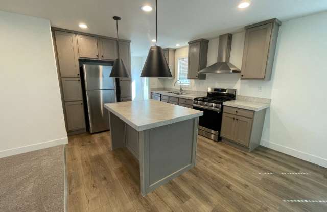 5427 Edgewood Lane photos photos