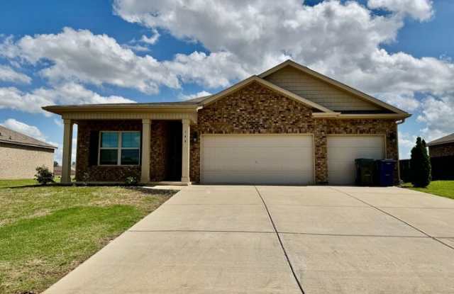 144 Arctic Fox Trail Gallery 1