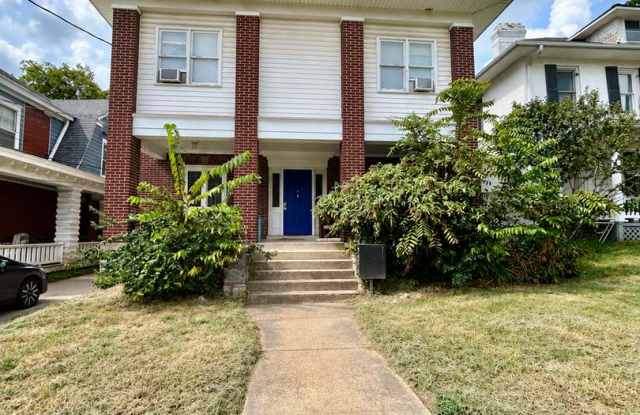 2 Bedroom Ready To Pre-Lease! Pay Electric ONLY! Gallery 1