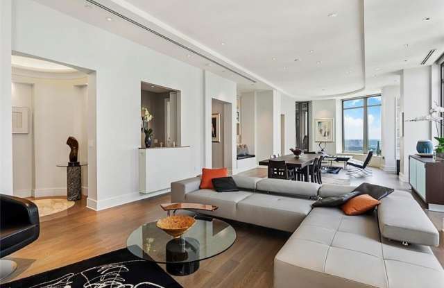 3376 Peachtree Road NE unit: 44B photos photos