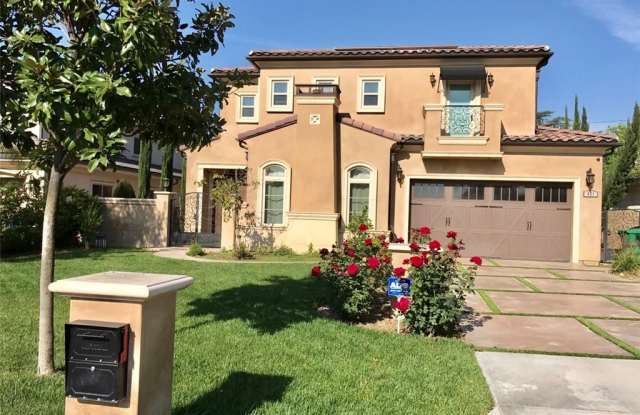 421 San Luis Rey Road Gallery 3
