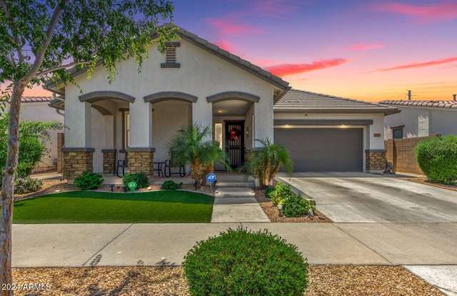 22469 E CAMINA PLATA -- photos photos