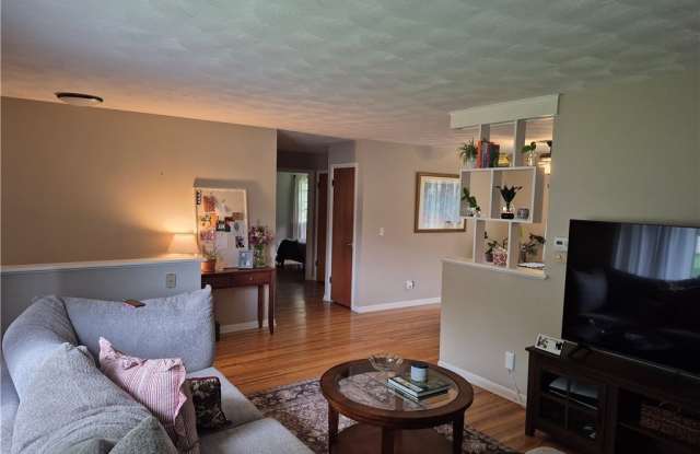 66 Landau Drive Gallery 3
