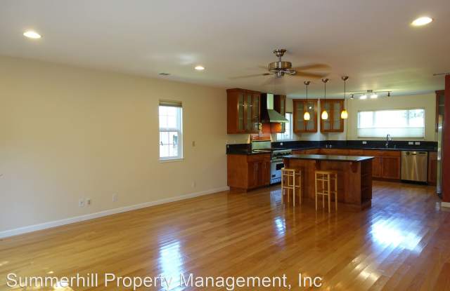680 Arastradero Rd. Gallery 4