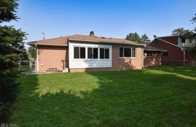 2816 Carmen Drive Gallery 3