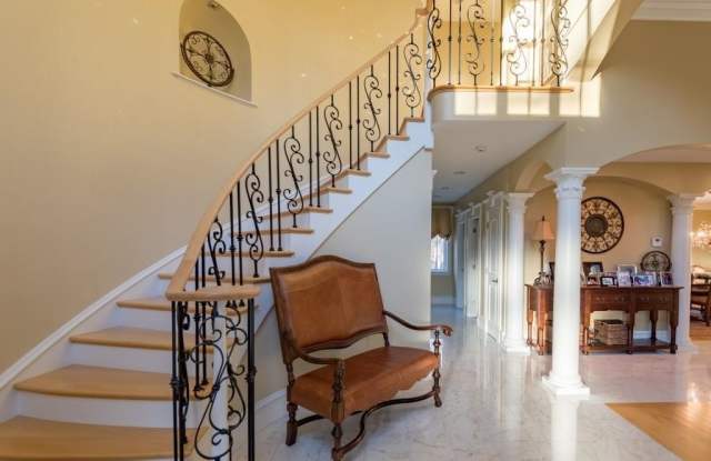 221 South Road Gallery 2