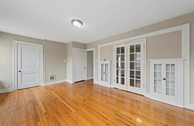2203 Bellevue Avenue Gallery 3