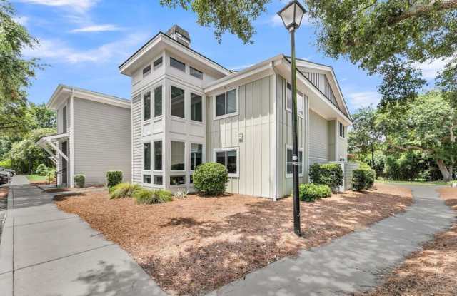 266 Alexandra Dr photos photos