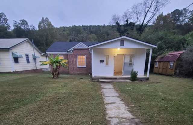 913 Brookside Drive Gallery 1