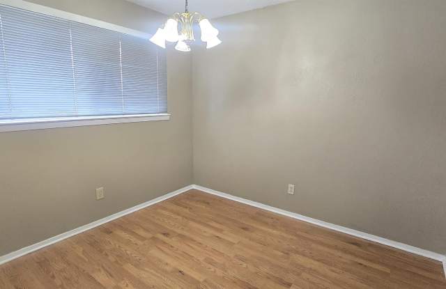411 Shadow Oaks photos photos