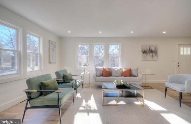 123 PARK AVENUE Gallery 2