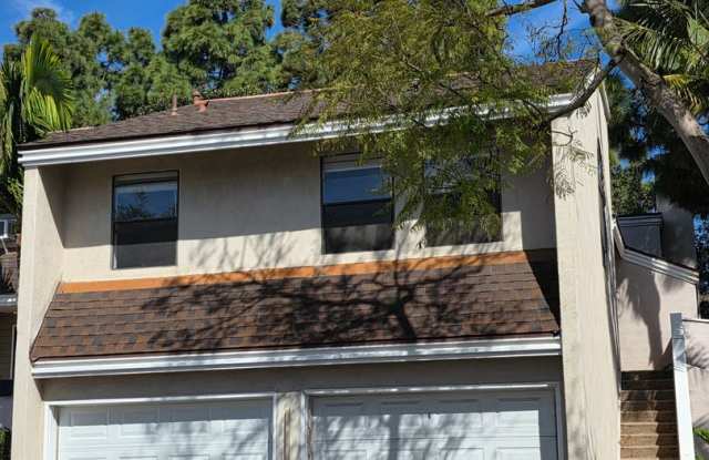 Newly Renovated 2 bedroom 2 bathroom Home in Costa Mesa Gallery 4