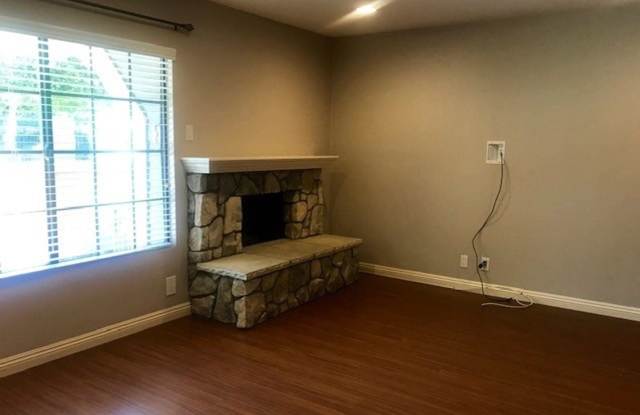 12065 Foster Road, Unit 4 Gallery 4