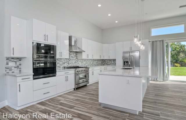 16725 Valle Verde Road - 16725 Valle Verde Road, Poway, CA 92064