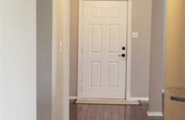 4503 Ashbury Lane Gallery 4