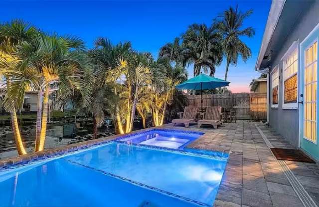 1773 Nw 37th St photos photos