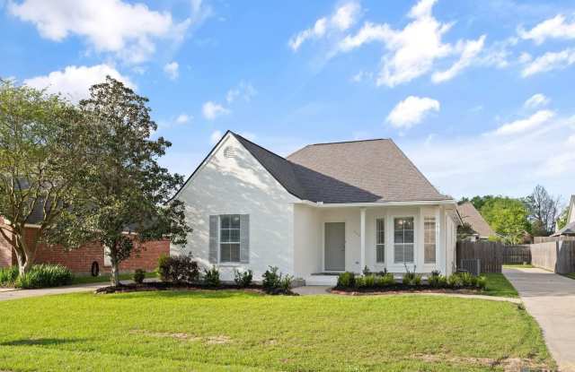 18482 Lake Iris Ave photos photos