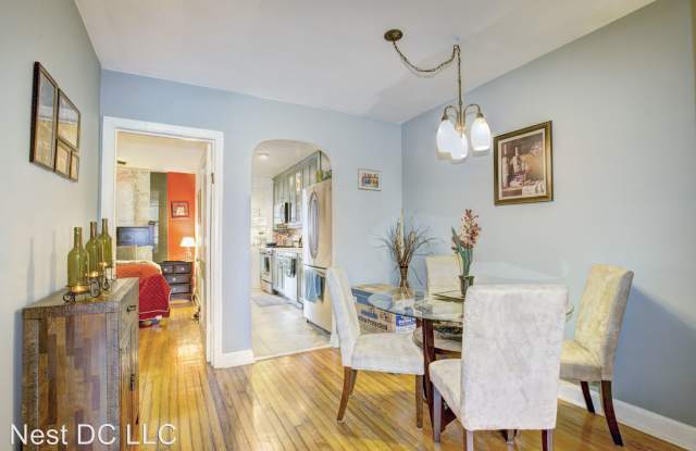 813 5th St NE Unit 1 Gallery 2