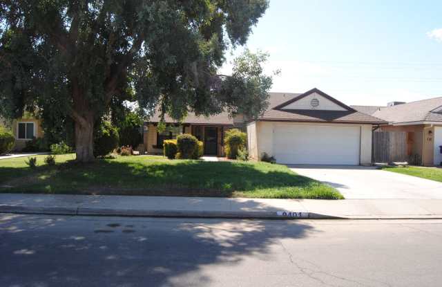 Two weeks of free rent during your third month of tenancy. - 9401 Coulter Court, Bakersfield, CA 93311